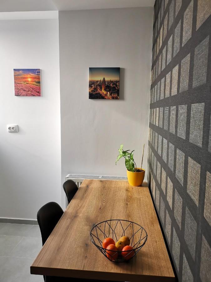 Sunset Bucharest 84 Apartment Exterior photo